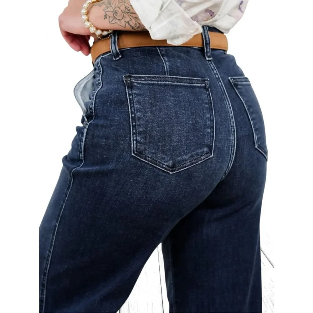 Judy Blue leg distressed 30